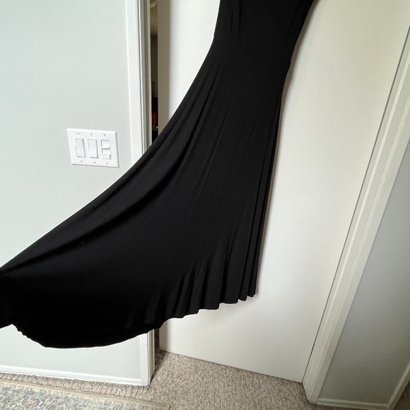 BLACK DRESS - Picture 7 of 12